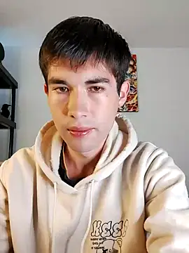 Snapshot of samael1107 chatting on 02-04-25, 12:44 samael1107 online show from 02-04-25, 12:44