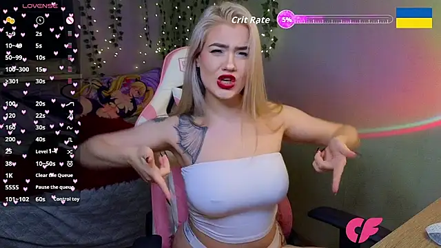 RedVelveten online show from 11-15-25, 01:18