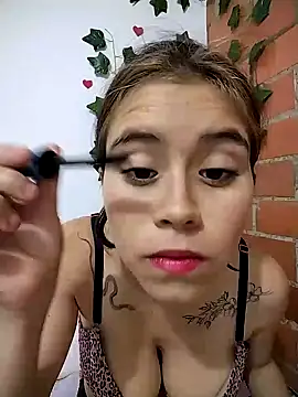 Alexandra 65 online show from 02-02-25, 12:40