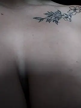 Alexandra 65 online show from 03-21-26, 03:26