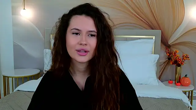 milaleoneli online show from 11-04-25, 03:00