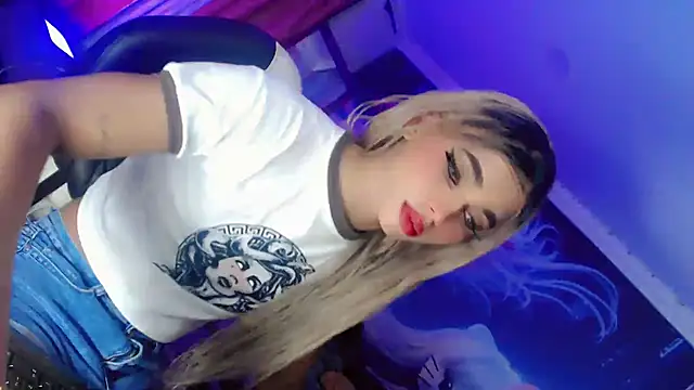 Thalia girl21 online show from 12-19-24, 11:25
