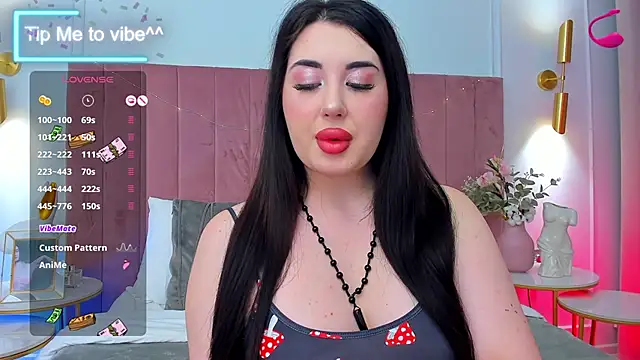 Snapshot of Mayzzie chatting on 09-21-25, 07:15 Mayzzie online show from 09-21-25, 07:15