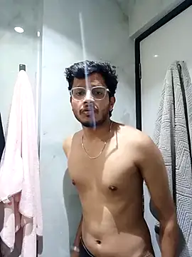 Snapshot of skinnyyyyyyyyy chatting on 06-12-26, 04:33 skinnyyyyyyyyy online show from 06-12-26, 04:33