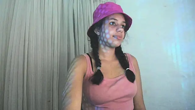 IvyLayla  online show from 03-07-25, 02:04