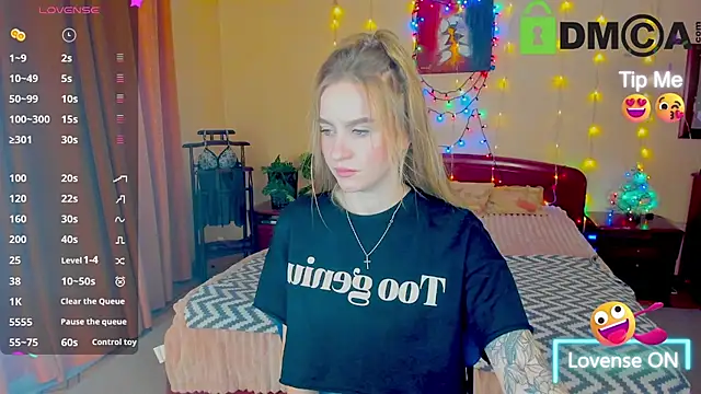 Snapshot of alexa_glory chatting on 12-22-24, 11:44 alexa glory online show from 12-22-24, 11:44