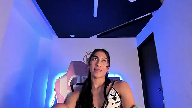 MiaCavallii  online show from 03-19-25, 09:17