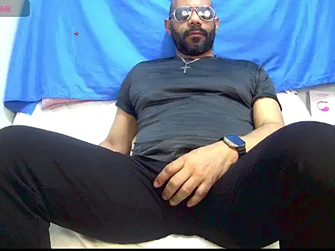 bruce bigg online show from 04-05-26, 02:20