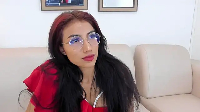 naomiii   online show from 01-29-25, 01:16