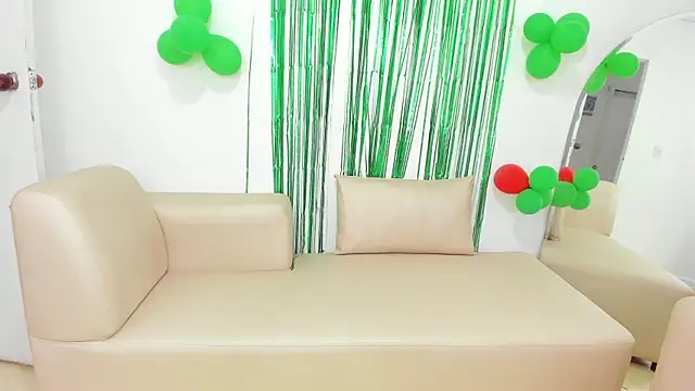 naomiii   online show from 03-19-25, 01:32