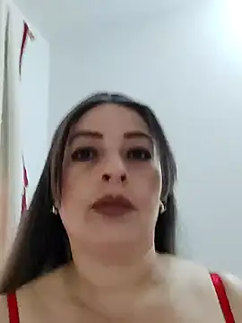 Snapshot of _Prinscarlet_ chatting on 12-15-24, 10:04 Prinscarlet online show from 12-15-24, 10:04