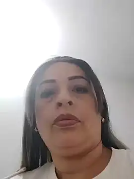 Snapshot of _Prinscarlet_ chatting on 12-21-24, 01:58 Prinscarlet online show from 12-21-24, 01:58