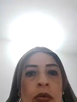 Snapshot of _Prinscarlet_ chatting on 12-29-24, 02:27 Prinscarlet online show from 12-29-24, 02:27