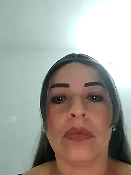 Snapshot of _Prinscarlet_ chatting on 12-30-24, 02:31 Prinscarlet online show from 12-30-24, 02:31