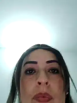 Snapshot of _Prinscarlet_ chatting on 12-31-24, 04:49 Prinscarlet online show from 12-31-24, 04:49