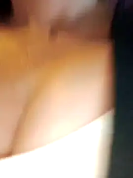 Snapshot of _Prinscarlet_ chatting on 01-01-25, 04:39 Prinscarlet online show from 01-01-25, 04:39