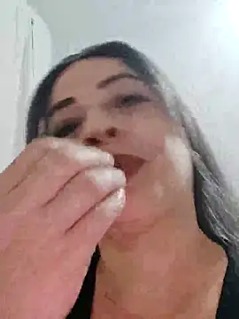 Snapshot of _Prinscarlet_ chatting on 01-03-25, 12:22 Prinscarlet online show from 01-03-25, 12:22