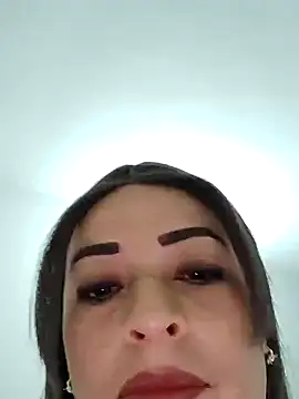 Snapshot of _Prinscarlet_ chatting on 01-04-25, 04:12 Prinscarlet online show from 01-04-25, 04:12