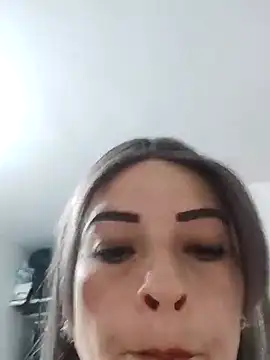 Snapshot of _Prinscarlet_ chatting on 01-09-25, 11:24 Prinscarlet online show from 01-09-25, 11:24