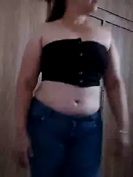 Snapshot of _Prinscarlet_ chatting on 03-14-25, 02:31 Prinscarlet online show from 03-14-25, 02:31