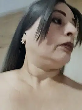 Snapshot of _Prinscarlet_ chatting on 03-22-25, 04:03 Prinscarlet online show from 03-22-25, 04:03