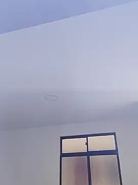 Snapshot of _Prinscarlet_ chatting on 09-09-25, 01:43 Prinscarlet online show from 09-09-25, 01:43