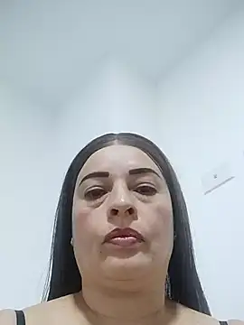 Snapshot of _Prinscarlet_ chatting on 10-16-25, 04:02 Prinscarlet online show from 10-16-25, 04:02