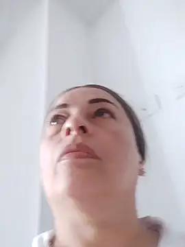 Snapshot of _Prinscarlet_ chatting on 10-28-25, 06:54 Prinscarlet online show from 10-28-25, 06:54