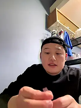 Snapshot of tuki_fu chatting on 01-12-26, 01:27 tuki fu online show from 01-12-26, 01:27