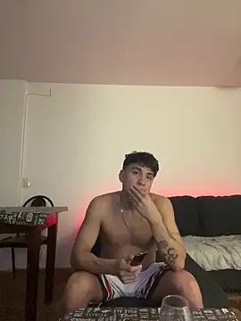 LCarreraa online show from 02-10-26, 01:21