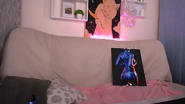 EmmaKeam online show from 01-23-25, 01:02