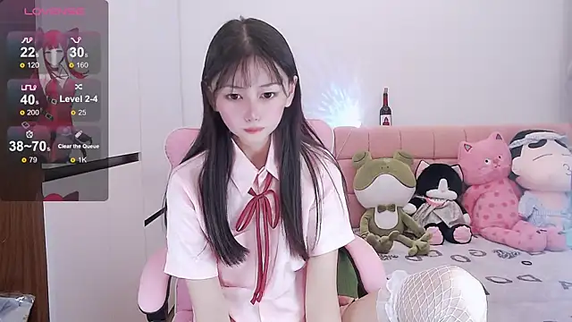 Xiaomi-Angela online show from 12-18-24, 09:36