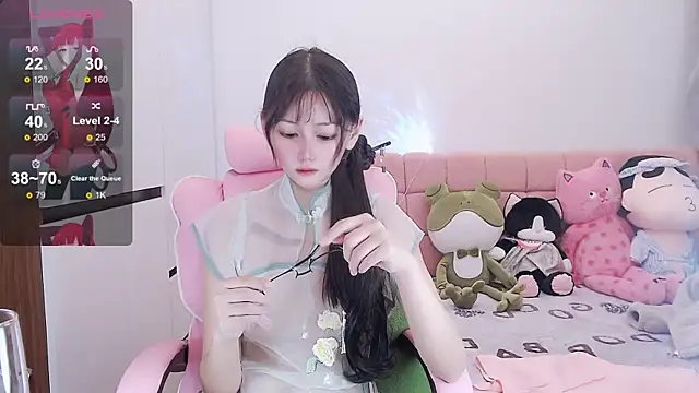 Xiaomi-Angela online show from 12-18-24, 03:44