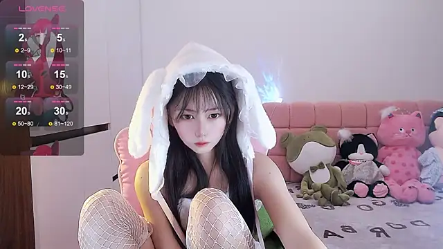 Xiaomi-Angela online show from 12-20-24, 10:27