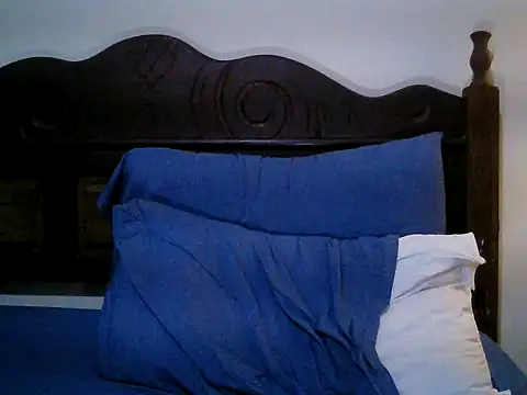 Snapshot of B3ard1991 chatting on 04-20-26, 02:03 B3ard1991 online show from 04-20-26, 02:03