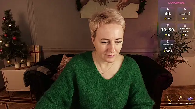 Snapshot of Nika_Smit chatting on 12-23-25, 09:18 Nika Smit online show from 12-23-25, 09:18