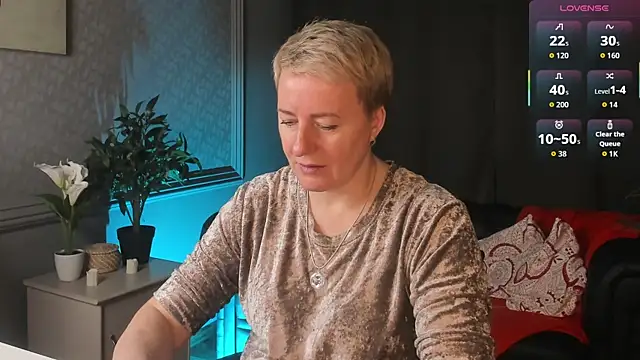 Snapshot of Nika_Smit chatting on 04-04-26, 05:06 Nika Smit online show from 04-04-26, 05:06