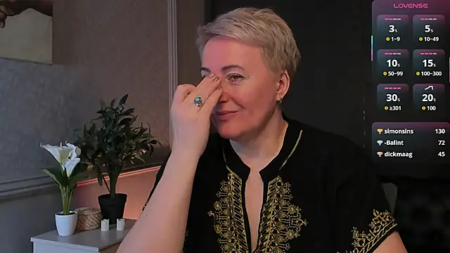 Snapshot of Nika_Smit chatting on 04-11-26, 07:45 Nika Smit online show from 04-11-26, 07:45
