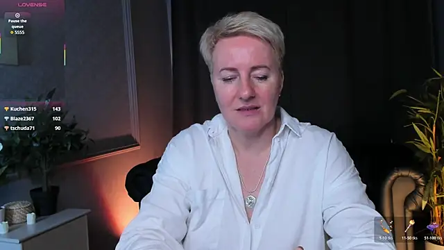 Snapshot of Nika_Smit chatting on 04-25-26, 01:41 Nika Smit online show from 04-25-26, 01:41