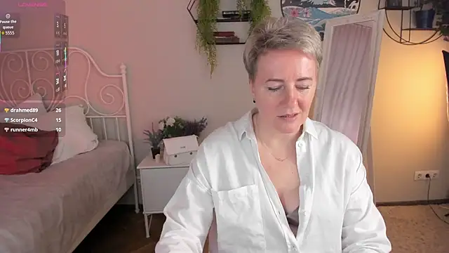 Snapshot of Nika_Smit chatting on 05-16-26, 10:36 Nika Smit online show from 05-16-26, 10:36