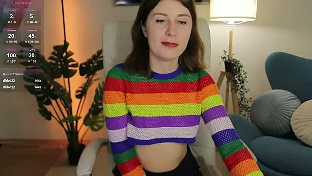 Snapshot of Hailey_Green chatting on 02-07-25, 10:41 Hailey Green online show from 02-07-25, 10:41
