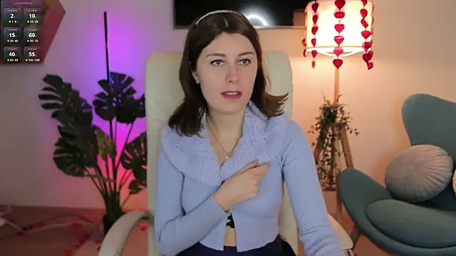 Snapshot of Hailey_Green chatting on 02-22-25, 01:44 Hailey Green online show from 02-22-25, 01:44