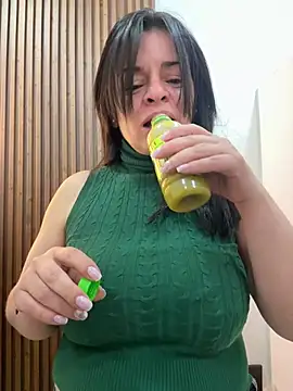 Snapshot of NATHALIA-28_ chatting on 07-30-26, 12:26 NATHALIA-28 online show from 07-30-26, 12:26