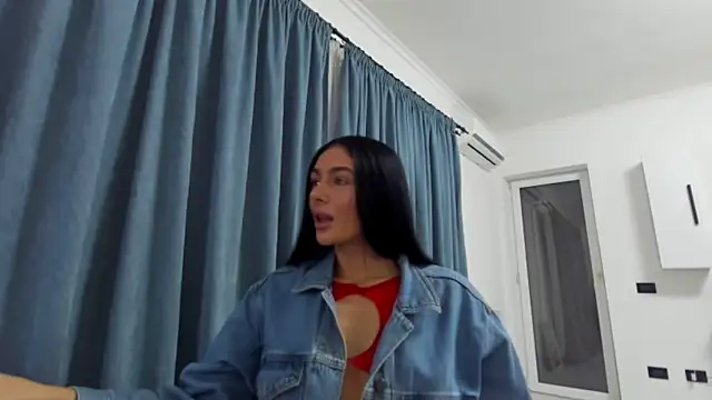 Snapshot of IvyKaelani chatting on 12-20-24, 02:38 IvyKaelani online show from 12-20-24, 02:38
