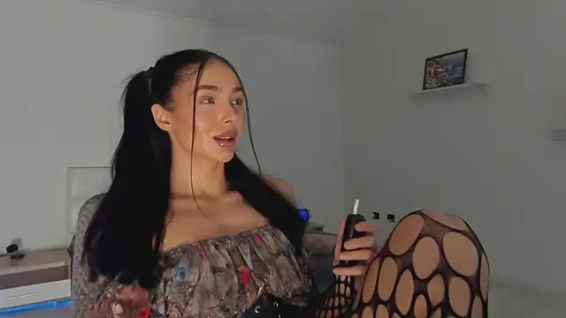 Snapshot of IvyKaelani chatting on 03-11-25, 05:02 IvyKaelani online show from 03-11-25, 05:02
