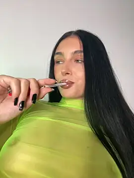 Snapshot of IvyKaelani chatting on 09-16-25, 04:19 IvyKaelani online show from 09-16-25, 04:19