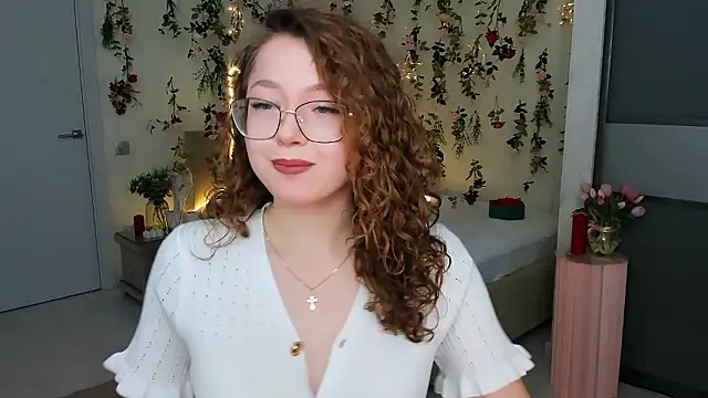 Snapshot of SereneFlame chatting on 03-22-26, 10:07 SereneFlame online show from 03-22-26, 10:07