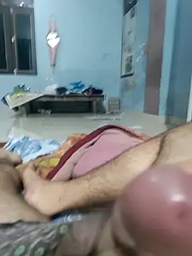 Snapshot of Varun1799 chatting on 11-15-25, 03:52 Varun1799 online show from 11-15-25, 03:52