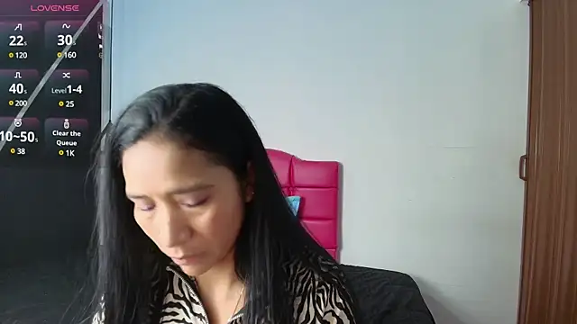 ScarleetJhonson  online show from 02-01-25, 11:43