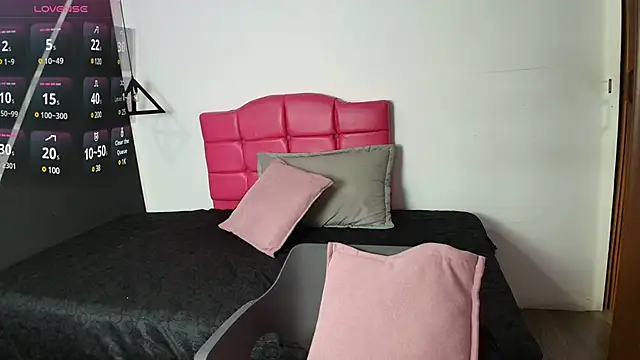 ScarleetJhonson  online show from 03-11-25, 11:33